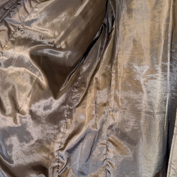 Kenneth Cole XL Women's Jacket with Faux Fur Hood***Front zipper broken only - Picture 10 of 11